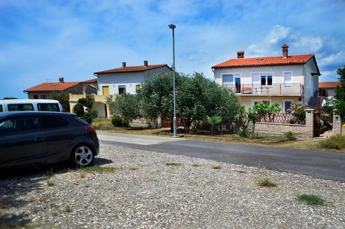 Apartment Marigo Banjole